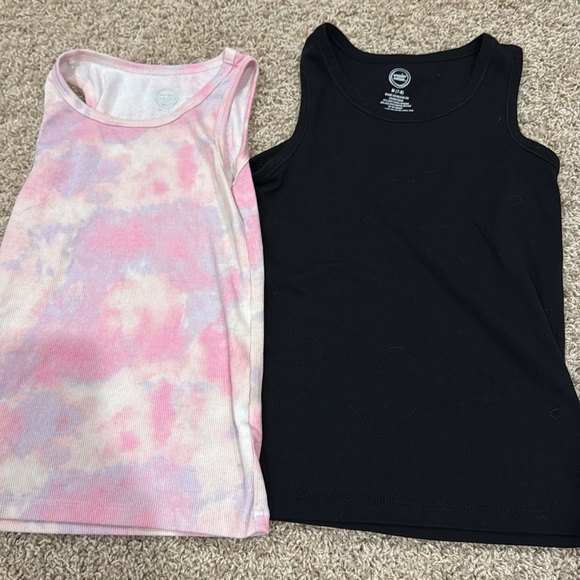 9 Piece Youth Girl Summer Bundle 3 Shorts, 4 tanks, 1 tee 1 Vest Disney, UA 7/8 - Picture 9 of 11
